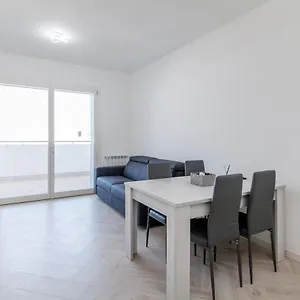 Appartamento 12° Piano Torre Diamante - 67, Milano